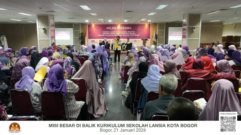 Misi Besar di Balik Kurikulum Sekolah Lansia Kota Bogor
