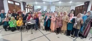 Warga Senior Bintaro…