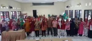GELIAT JEMARI SENJA…